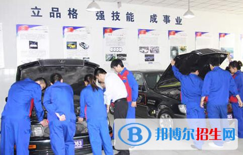 甘肅2022年讀汽修學(xué)校要多少錢