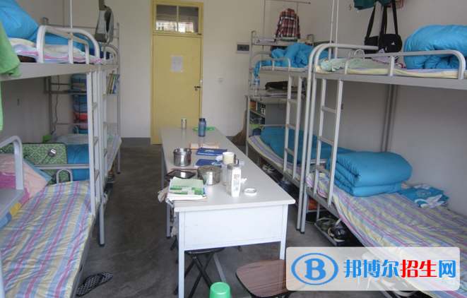 蘭州女子中等專業(yè)學校2022年宿舍條件