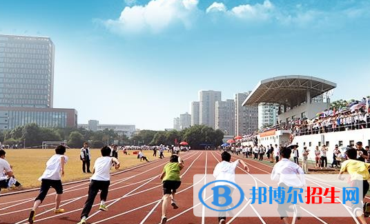 大理衛(wèi)生學(xué)校2022年招生簡(jiǎn)章