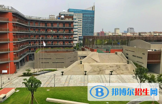 寧波第二技師學(xué)院1