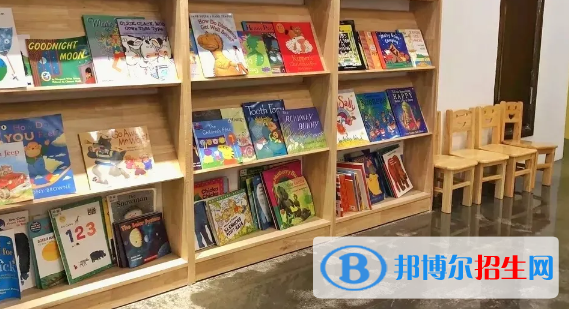 貴陽2022年女生讀中專學(xué)什么好