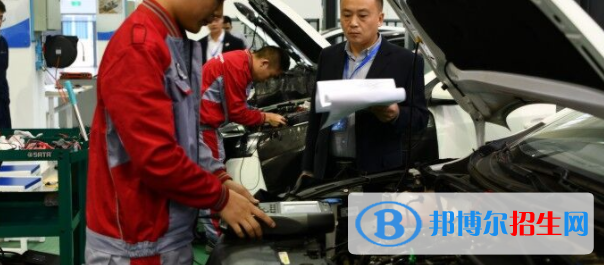 成都2022年比較好的汽修學(xué)校大專學(xué)校