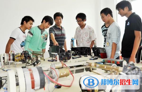 甘肅2022年可以讀汽修學校的大專學校