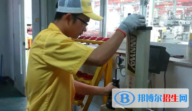 機械設計與制造專業(yè)