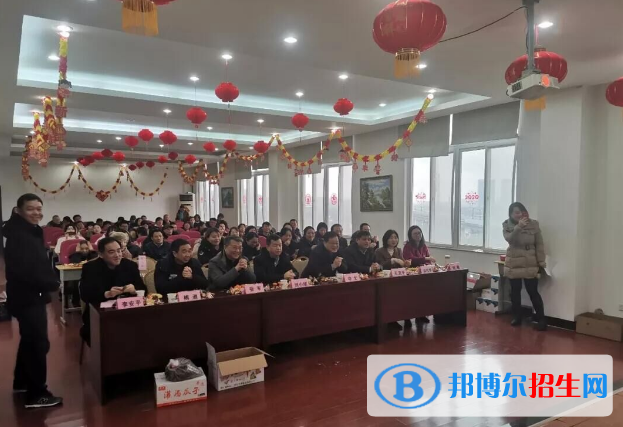 南京醫(yī)藥中等專業(yè)學校2022年招生辦聯系電話