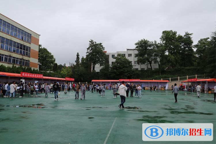 src=http://www.rhlyji.com/skin/zhaosheng/image/nopic.gif