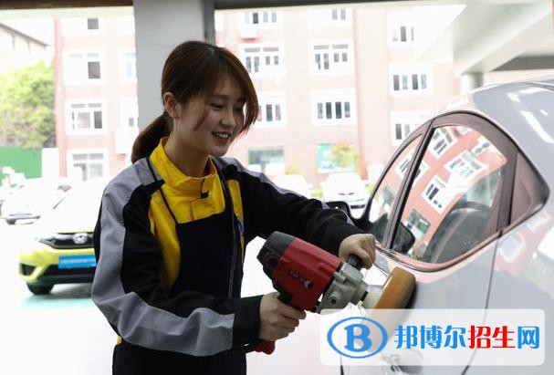 甘肅2022年女生讀汽修學(xué)校好嗎