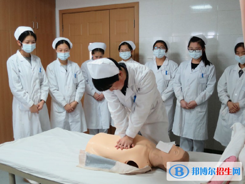 昆明市推拿職業(yè)學(xué)校2022年有哪些專業(yè)
