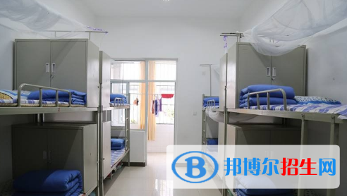 平山縣職業(yè)教育中心2022年宿舍條件