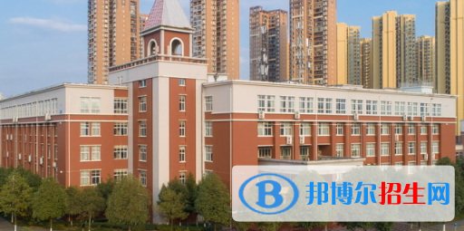 成都2022年哪些大專(zhuān)學(xué)校的汽修學(xué)校好