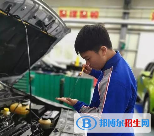 甘肅2022年中專有汽修學(xué)校專業(yè)嗎
