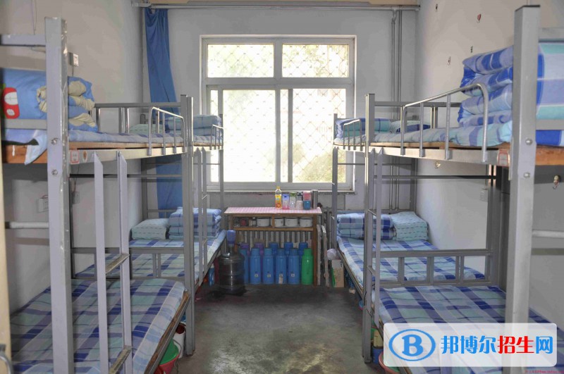 石家莊工業(yè)信息中等專業(yè)學(xué)校2022年宿舍條件