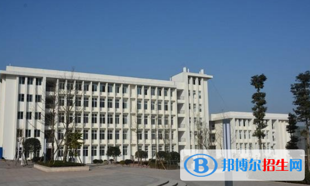 初中畢業(yè)讀什么中專學(xué)校?