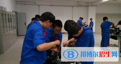 蘭州2022年初中生學汽修學校的學校