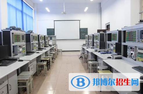 保定機械電子技工學校2022年學費、收費多少