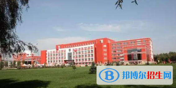 四川育英醫(yī)養(yǎng)科技技工學校2022年招生辦聯(lián)系電話