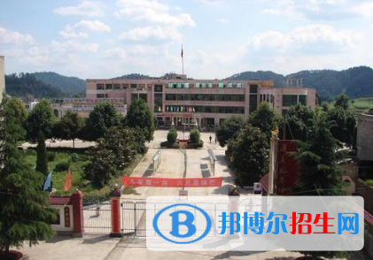 邯鄲農(nóng)業(yè)學(xué)校2022年招生辦聯(lián)系電話