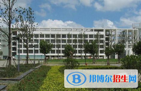 巧家縣職業(yè)高級中學(xué)2022年學(xué)費(fèi)、收費(fèi)多少