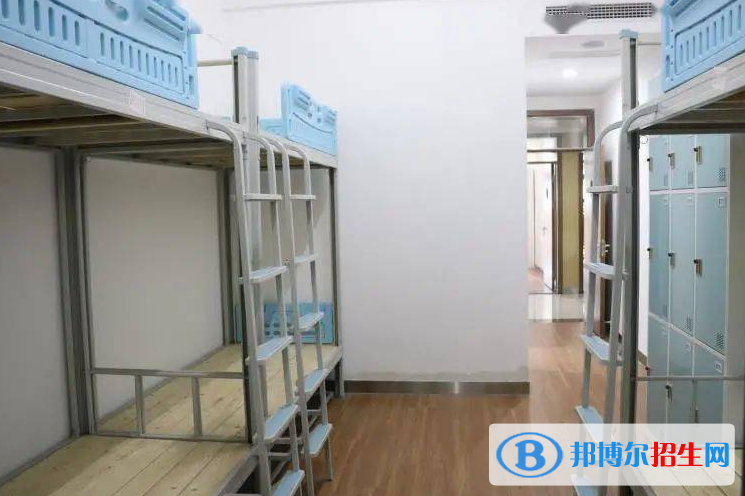 重慶工貿(mào)高級技工學校2022年宿舍條件