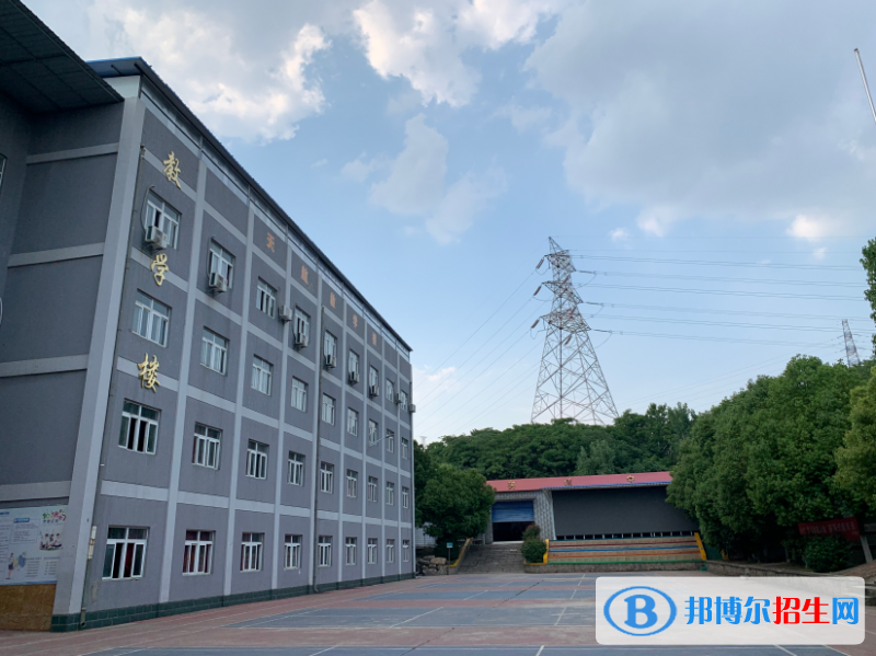 南京信息工程技工學(xué)校2022年報(bào)名條件、招生要求、招生對(duì)象