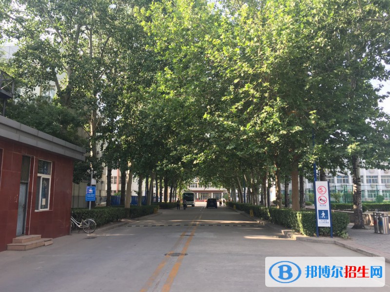 瀘西縣職業(yè)高級(jí)中學(xué)2022年學(xué)費(fèi)、收費(fèi)多少