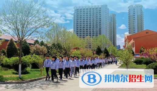 秦皇島渤?？萍贾械葘I(yè)學(xué)校2022年招生簡章