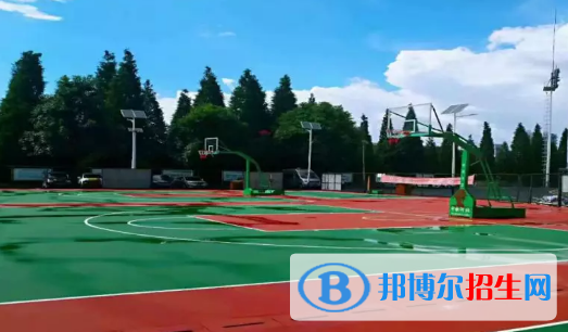 貴陽(yáng)白云職業(yè)技術(shù)學(xué)校2022年招生錄取分?jǐn)?shù)線