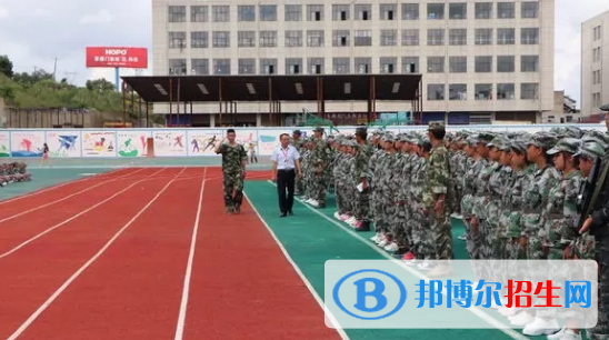 貴州貴陽經(jīng)貿(mào)職業(yè)學(xué)校2022年學(xué)費(fèi)、收費(fèi)多少