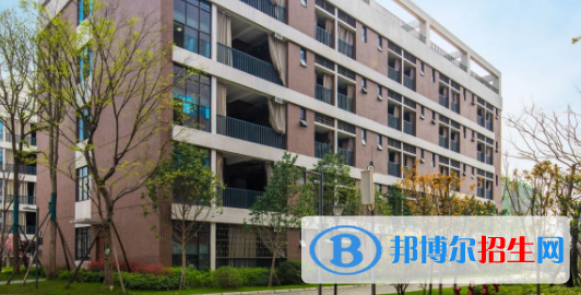 成都中和職業(yè)中學2022年宿舍條件
