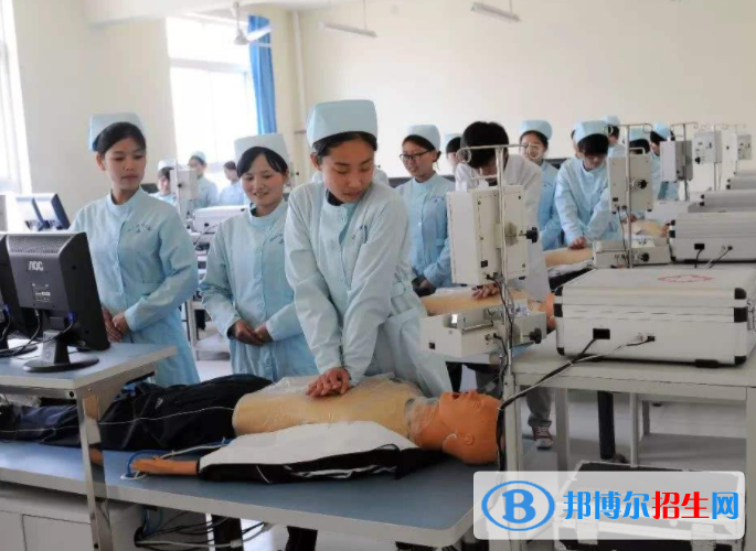 重慶2022年讀護理學(xué)校要分數(shù)嗎