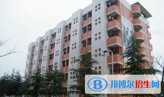 重慶大足職業(yè)教育中心2022年報名條件、招生要求、招生對象