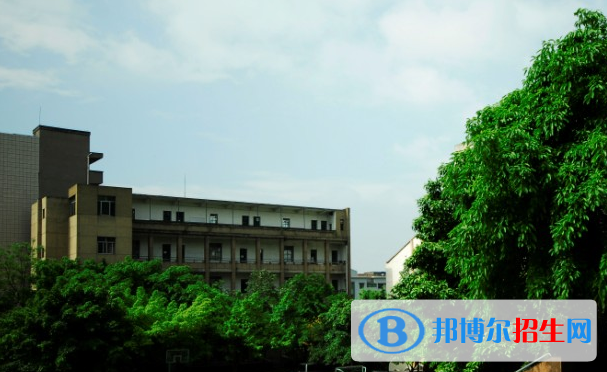 重慶永川職業(yè)教育中心2022年報(bào)名條件、招生要求、招生對(duì)象