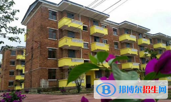 黔南民族衛(wèi)生學(xué)校怎么樣、好不好