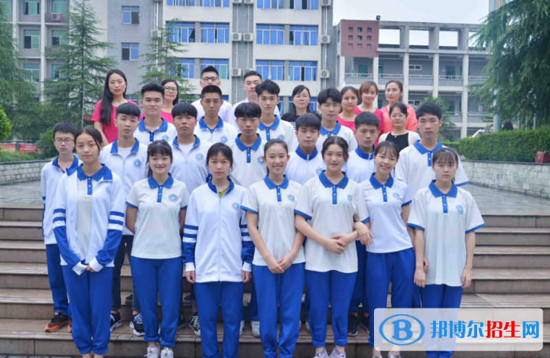 重慶九龍坡職業(yè)教育中心2022年報名條件、招生要求、招生對象