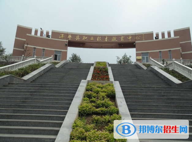 灤平職教中心2022年招生簡(jiǎn)章