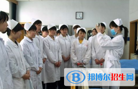 重慶2022年護(hù)理學(xué)校好不好