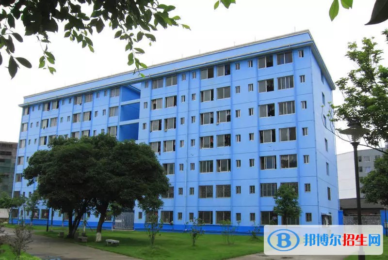 安順民族職業(yè)技術(shù)學(xué)校2022年招生辦聯(lián)系電話