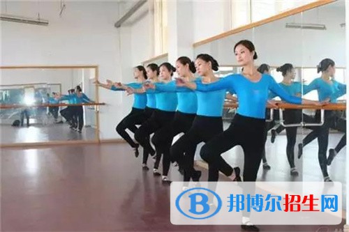貴陽(yáng)工業(yè)職業(yè)學(xué)校2022年報(bào)名條件、招生要求、招生對(duì)象