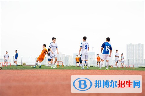 貴州職業(yè)技術(shù)學(xué)院中職部2022年報(bào)名條件、招生要求、招生對(duì)象