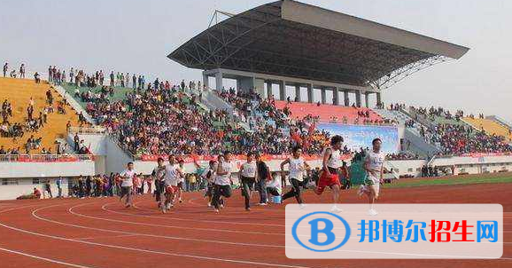 六盤水市水城區(qū)職業(yè)技術(shù)學校怎么樣、好不好