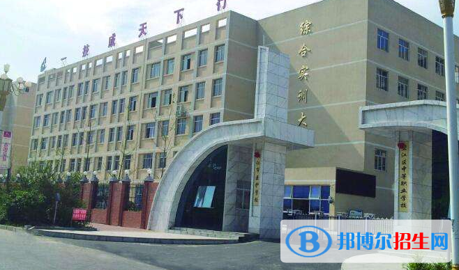 銅仁市數(shù)據(jù)職業(yè)學(xué)校2022年報名條件、招生要求、招生對象