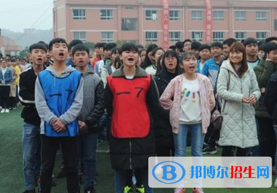 金堂縣土橋中學(xué)校2022年報(bào)名條件、招生要求、招生對(duì)象