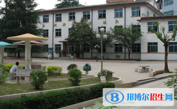 貴州金蓉?zé)o線電技工學(xué)校怎么樣、好不好