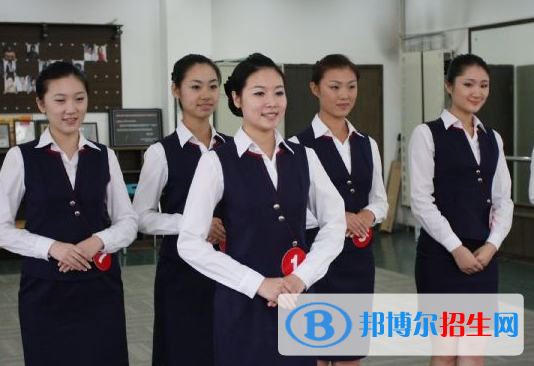 河北2022年航空服務(wù)學(xué)校招生對(duì)象