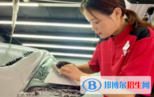 杭州2022年汽修學(xué)校都有什么專業(yè)適合女生