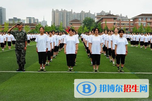 四川省崇州市崇慶中學(xué)2022年報(bào)名條件、招生要求、招生對(duì)象