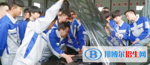 成都2022年讀汽修學(xué)校哪個專業(yè)好