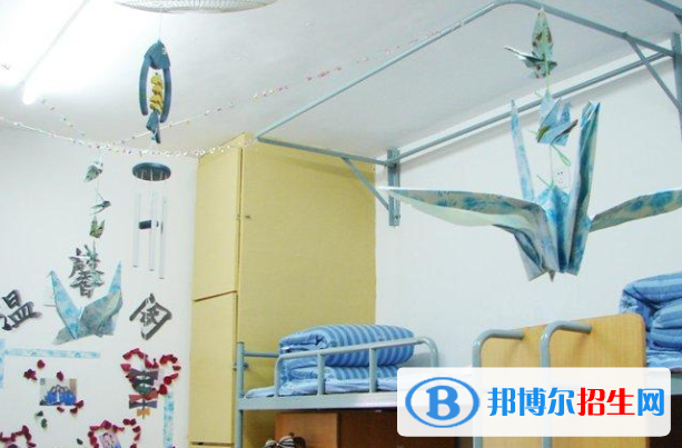 成都市金牛中學(xué)2022年宿舍條件