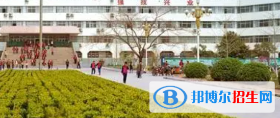 臨沂商業(yè)學校網(wǎng)站網(wǎng)址