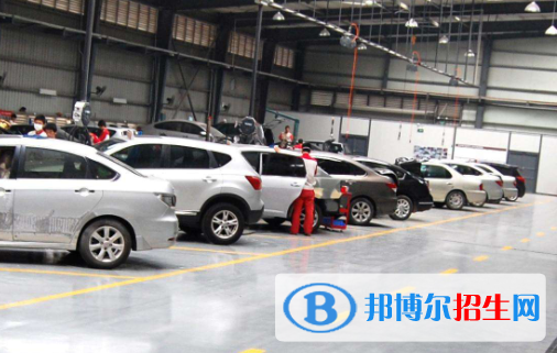 杭州2022年汽修學(xué)校讀幾年